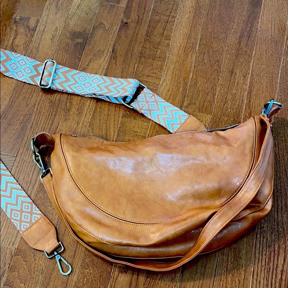 Tan Leather Crossbody Hobo Bag with Patterned Strap